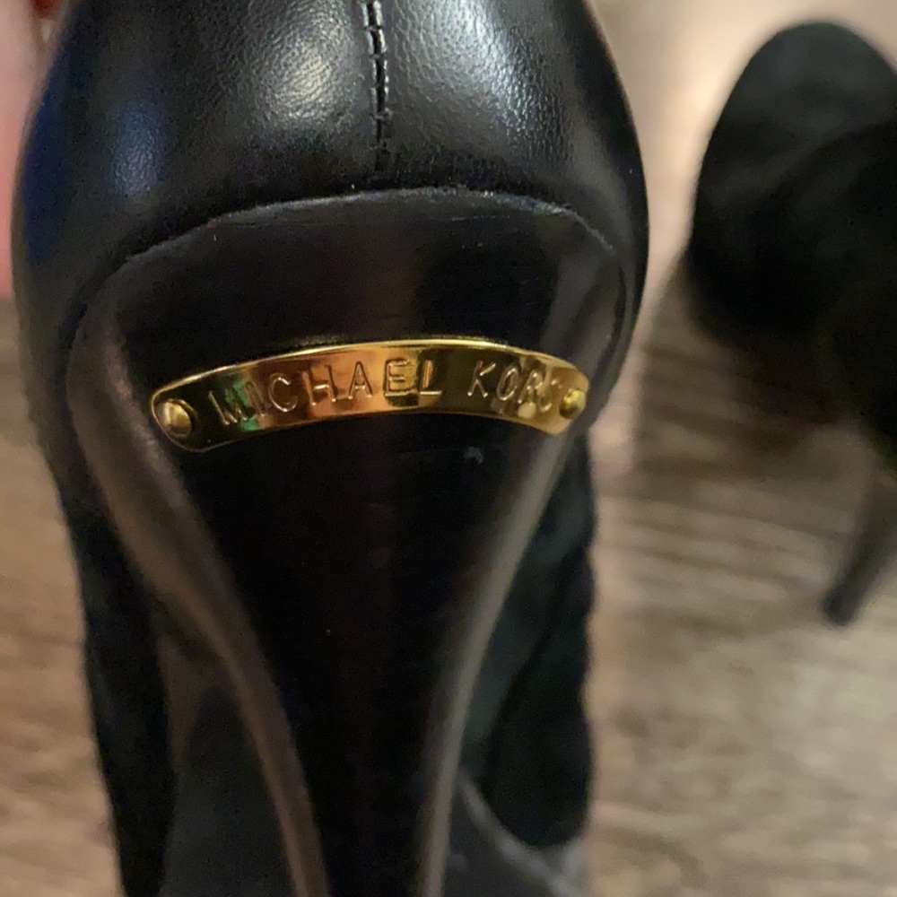 Michael Kors Heeled Booties - Picture 4 of 8
